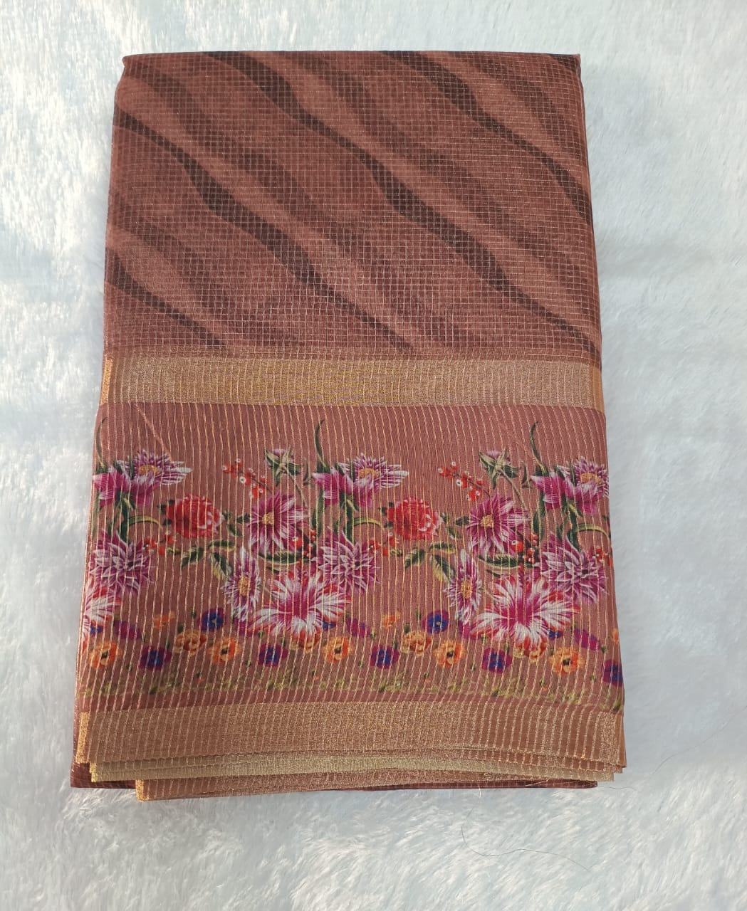 Multishaded Fancy Check Material Printed Saree