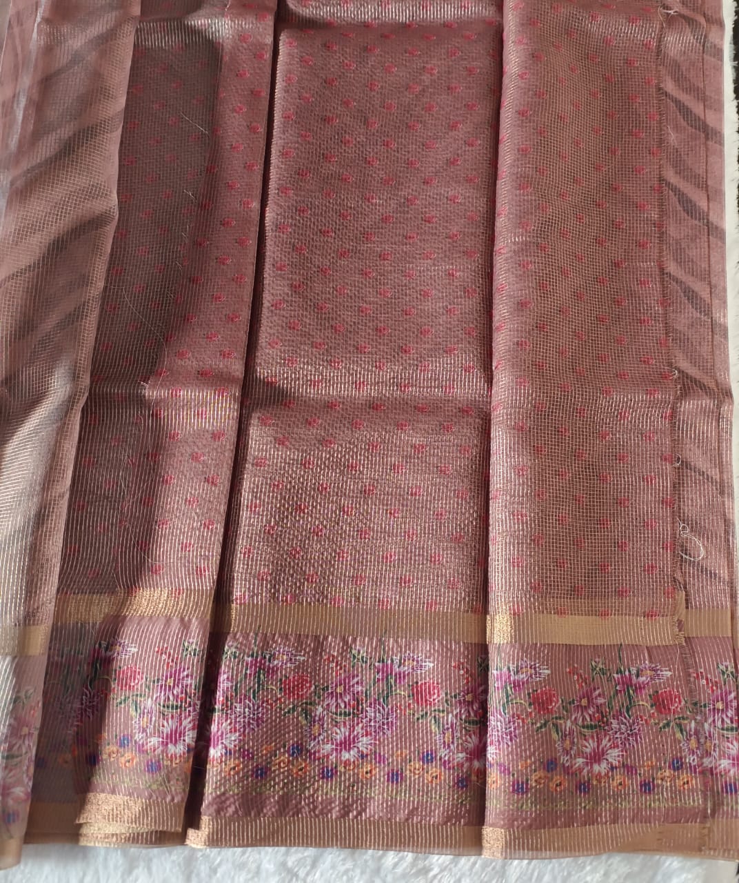 Multishaded Fancy Check Material Printed Saree