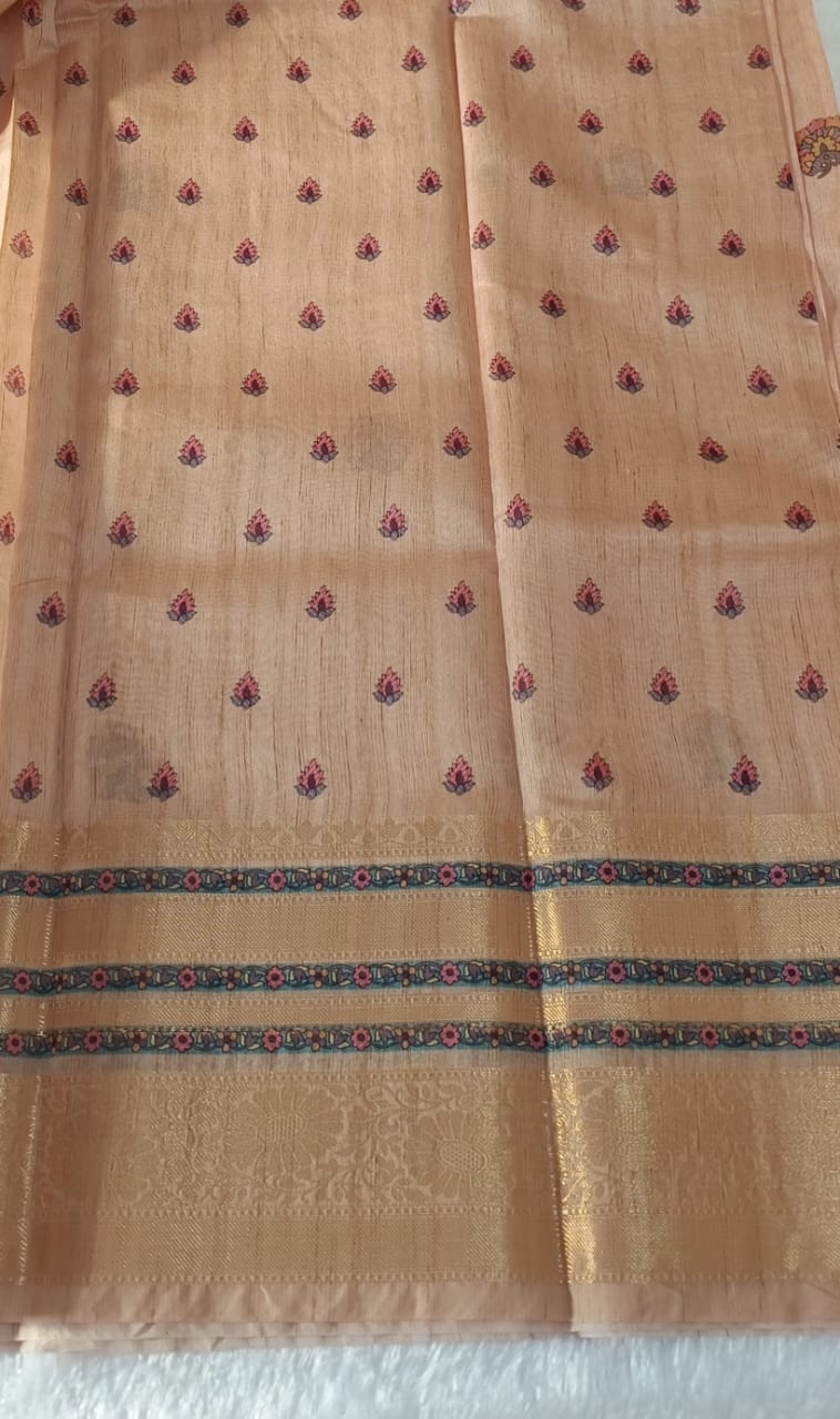 Ivory Cream Fancy Material Printed Saree